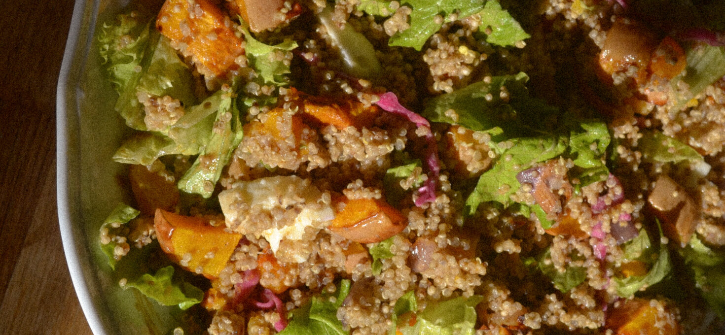 Salade d&rsquo;automne à la courge rôtie