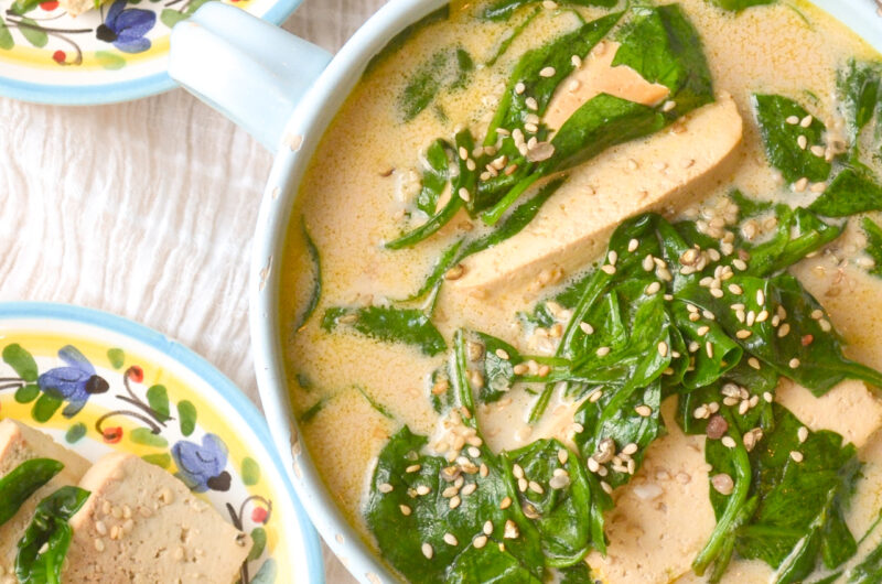 Soba, coco et épinards